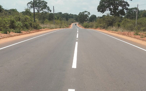 Rehabilitation Work Of Vavuniya – Horowpathana Road Nearing Completion 