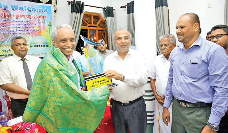 Kariyapper honoured | Daily News