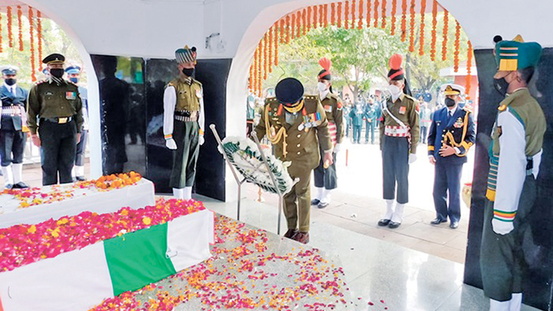 Sri Lanka’s CDS pays last respects to General Bipin Rawat | Daily News