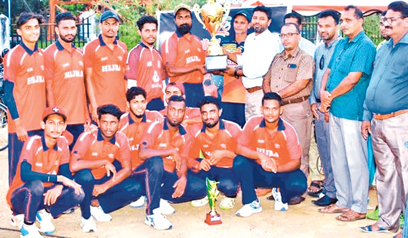 The champion Akkaraipattu Hijra SC cricket teem