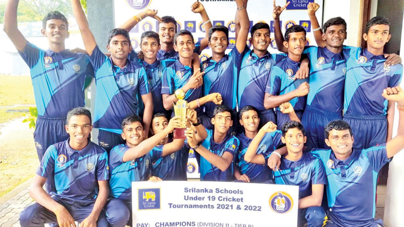 Taxila Central College Horana first eleven cricket pool posed for a photograph after clinching the Limited Over Division Two Tier “B” Championship 2021/22. (Picture by Dilwin Mendis Moratuwa Sports Special Correspondent).