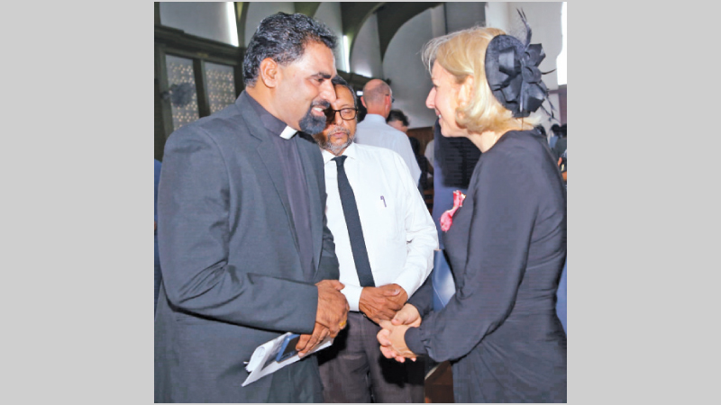 Rev. Dr. S. Chandru Fernando with British High Commissioner Sarah Hulton, at the memorial service.