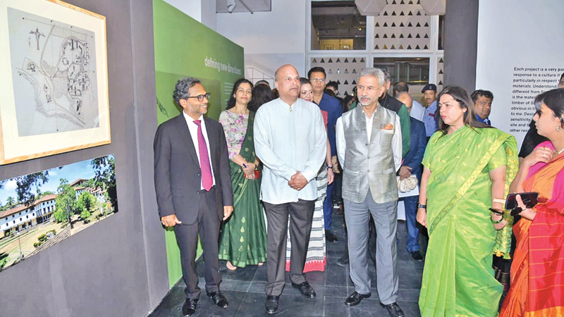 Dr. S. Jaishankar yesterday inaugurated the Sri Lankan exhibition “Geoffrey Bawa; It is Essential To be There”, at the National Gallery of Modern Art in New Delhi. 