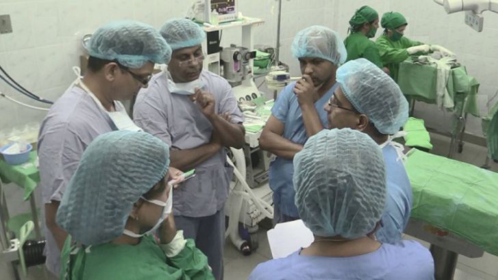 Peradeniya doctors deliver teratoma baby in historic operation | Daily News