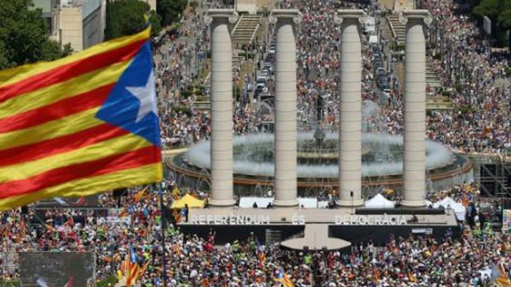 Catalonian referendum violence plunges EU into crisis.