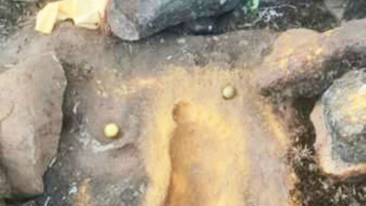 The footprints found on a rock in Maskeliya.