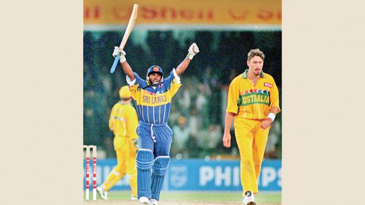 Great moment for Aravinda de Silva as he celebrates a hundred in a World Cup final