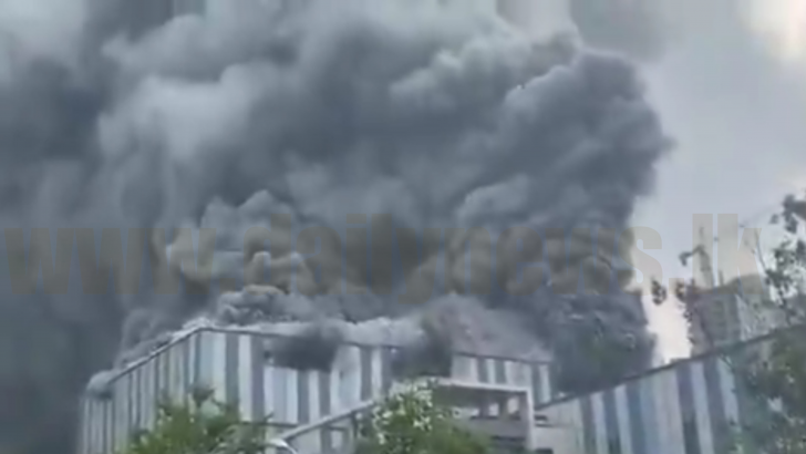 Huge fire breakout at Huawei facility in China