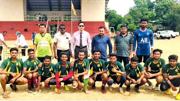 The champion Ampara District team